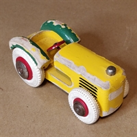 gul træ traktor retro legetøj genbrug brugt.